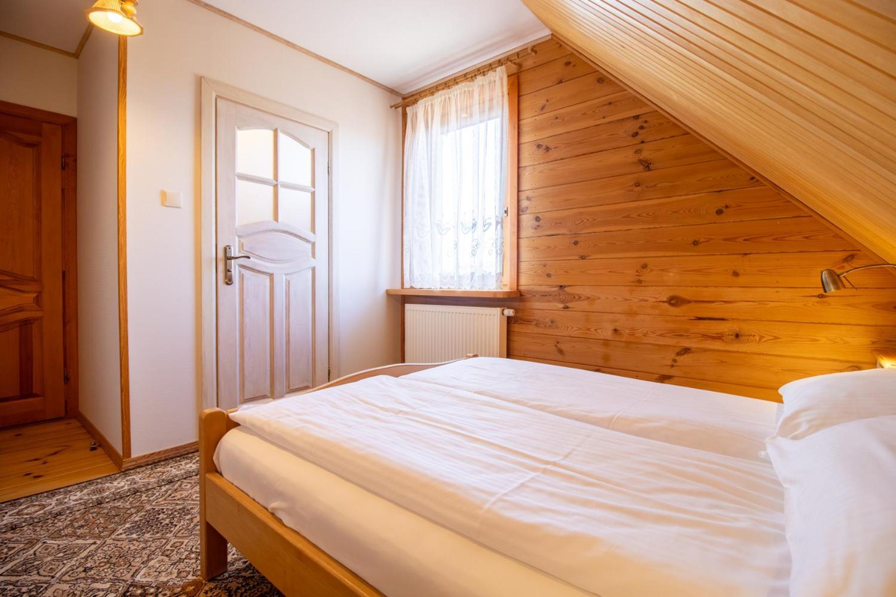 Wisniowy Sad Guest House Bialowieza Ngoại thất bức ảnh